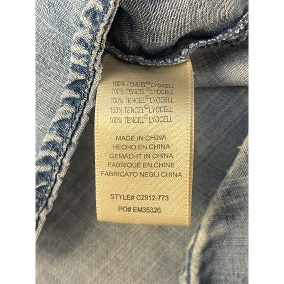 Anthropologie Cloth & Stone Denim V Neck Popover Top - Size Women's Small - Picture 5 of 7